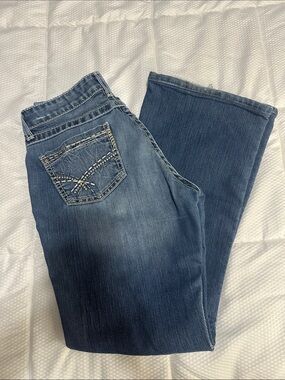 BKE Women's Boot Cut Jeans in Medium Blue Wash
